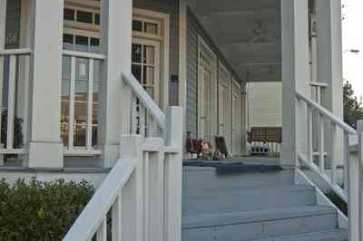 11+marsh+house+205+cevallos-front+steps.jpg:  