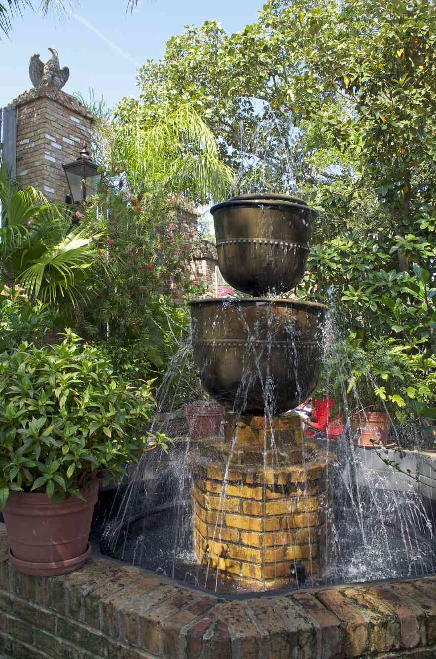 Seville+Quarter-restaurant+patio-north_06.jpg:  