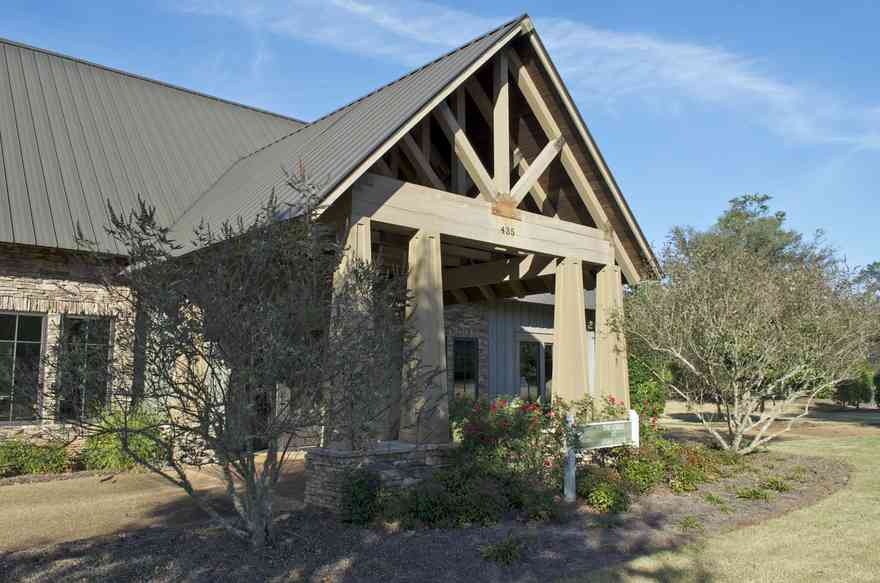 Stonegate-facade_01.jpg:  