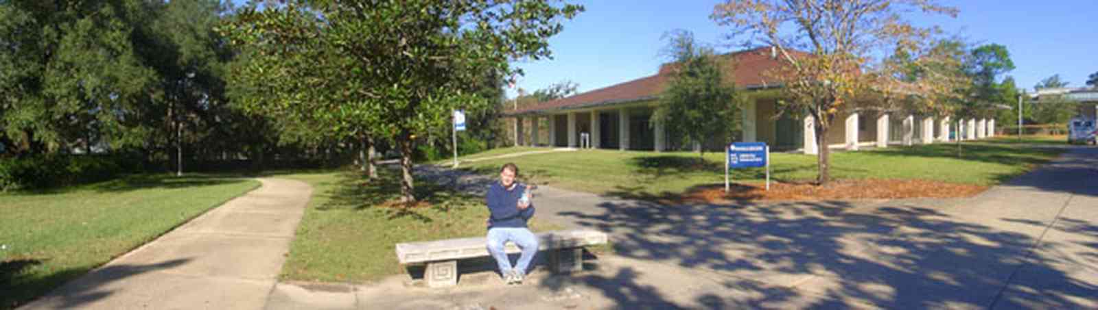 University-Of-West-Florida:-Campus_05.jpg:  university, campus, students, tom roush