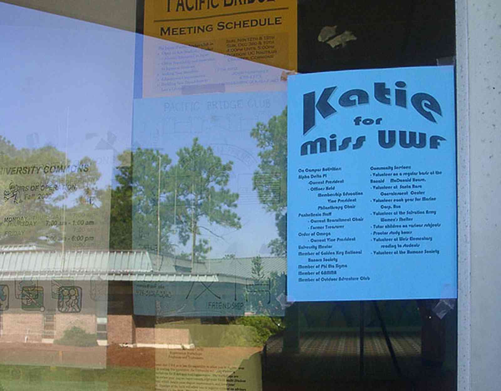 University-Of-West-Florida:-Campus_17.jpg:  student union, universty center, student, campus, bookstore