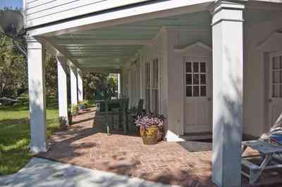 wilson+house-backporch_04.jpg:  