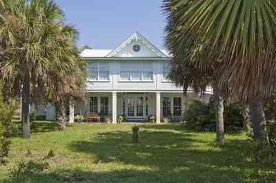 wilson+house-rear+facade_01.jpg:  