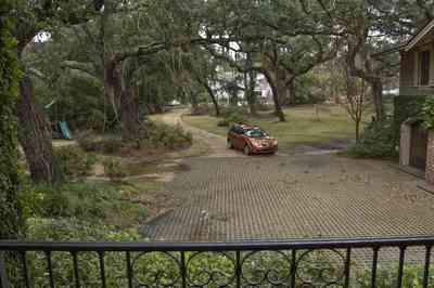 01-05-11-225+chipley+ave-front+door+reverse_01.jpg:  